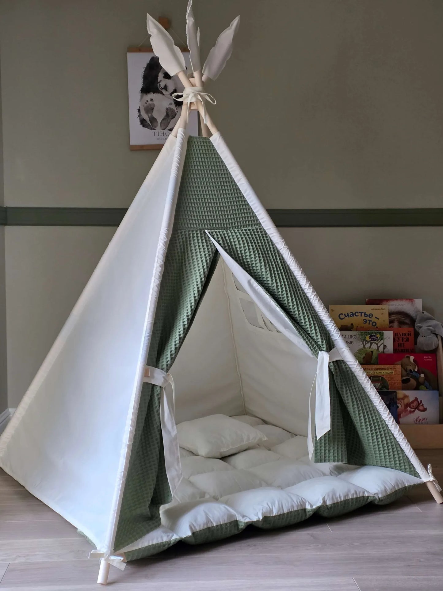 🏕️ Kids Wigwam Play Tent | 150cm Tall | Indoor/Outdoor | Includes Cushion & Feathers