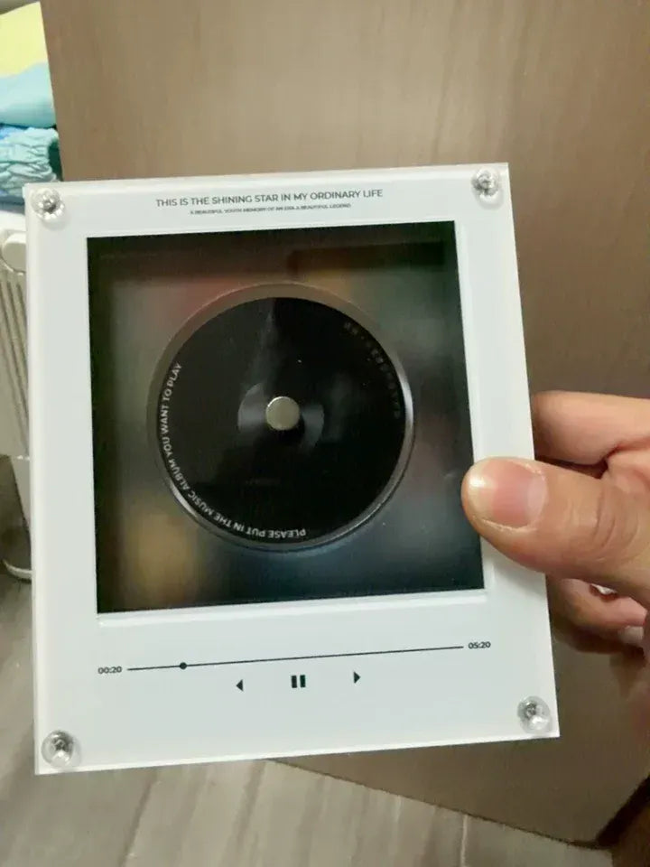 🎛️ NFC Vinyl Record Player | 9 Song Magnets | Wall-Mountable | Retro Glow