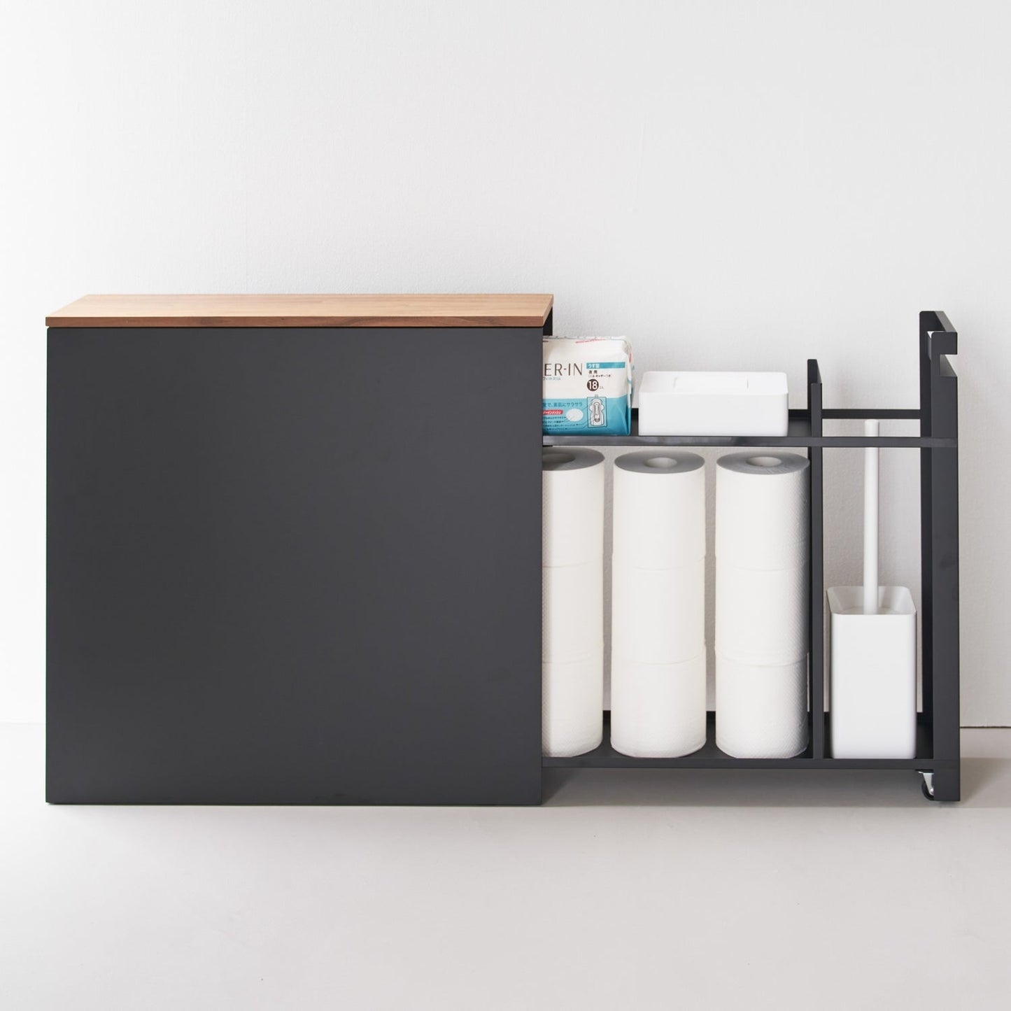 🚽 Pull-Out Bathroom Storage Cabinet