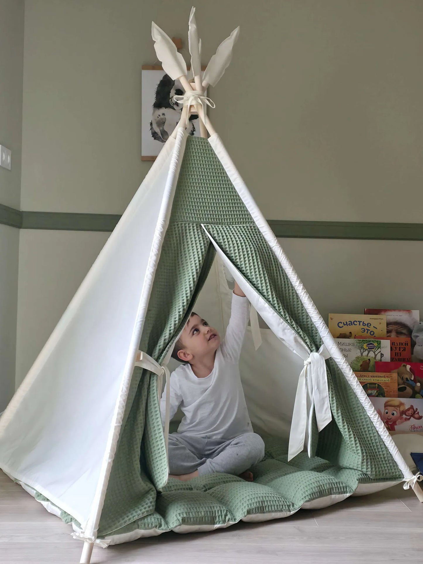 🏕️ Kids Wigwam Play Tent | 150cm Tall | Indoor/Outdoor | Includes Cushion & Feathers